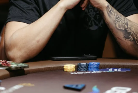 Làm thế nào để thắng trong Texas Hold’em?
